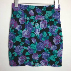 Talula Aritzia Size Large Floral Grey Pencil Skirt